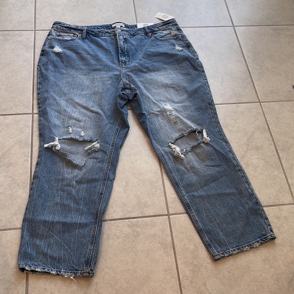 “And Now This” Distressed Jeans - Picture 4 of 5